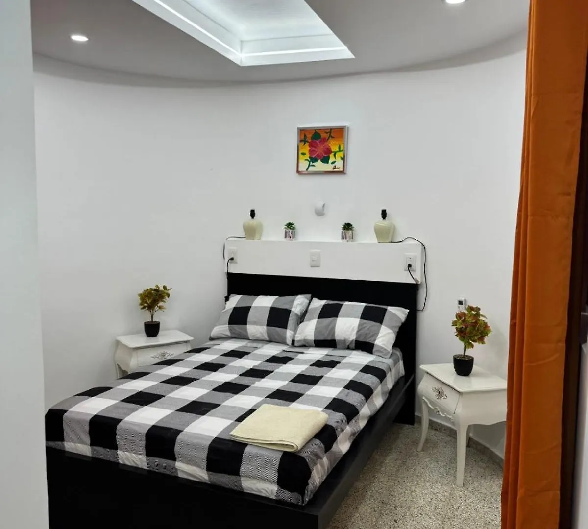 شقة Departamento En El Centro سانتياغو دي لوس كاباليروس 0*,