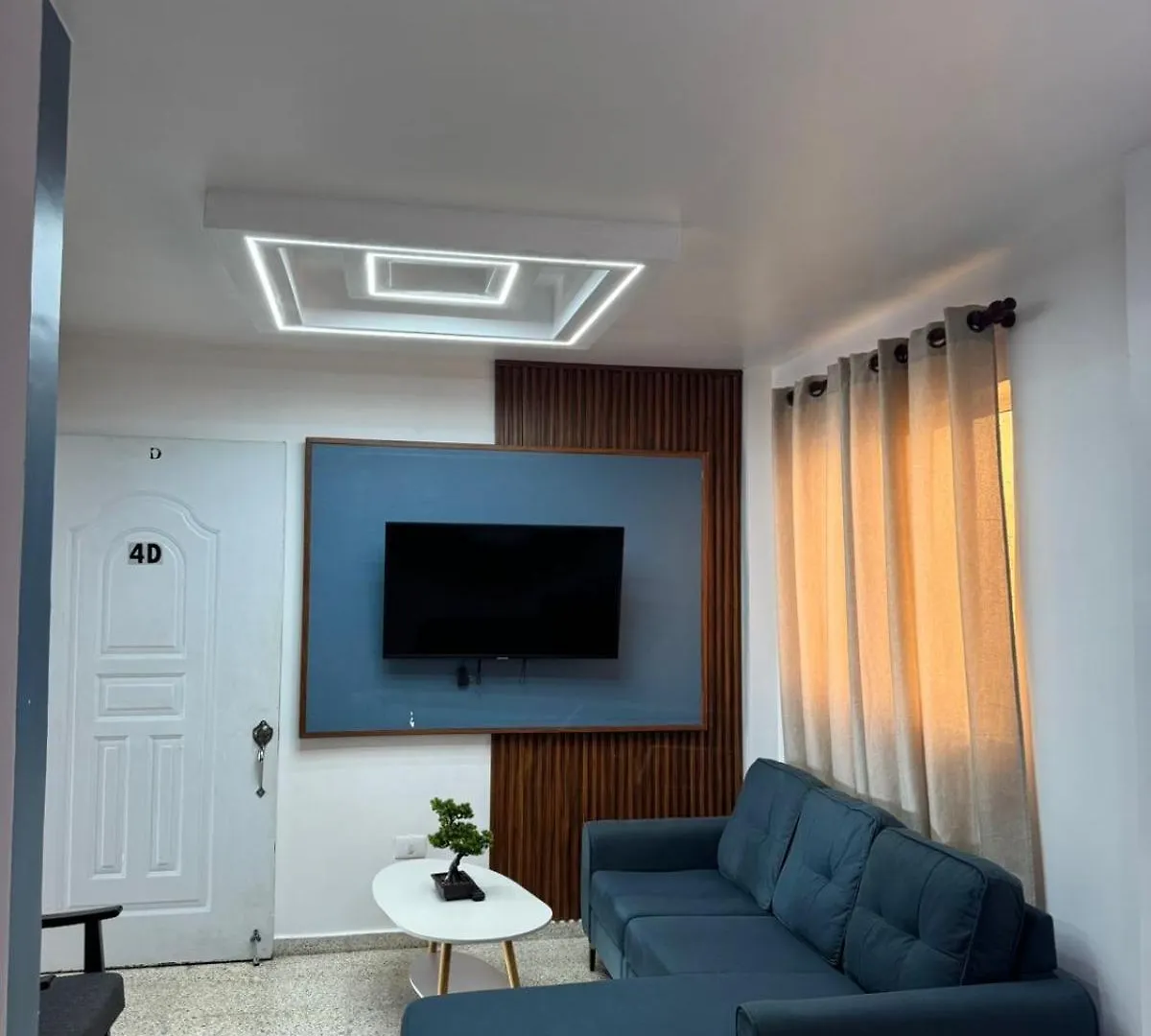 شقة Departamento En El Centro سانتياغو دي لوس كاباليروس
